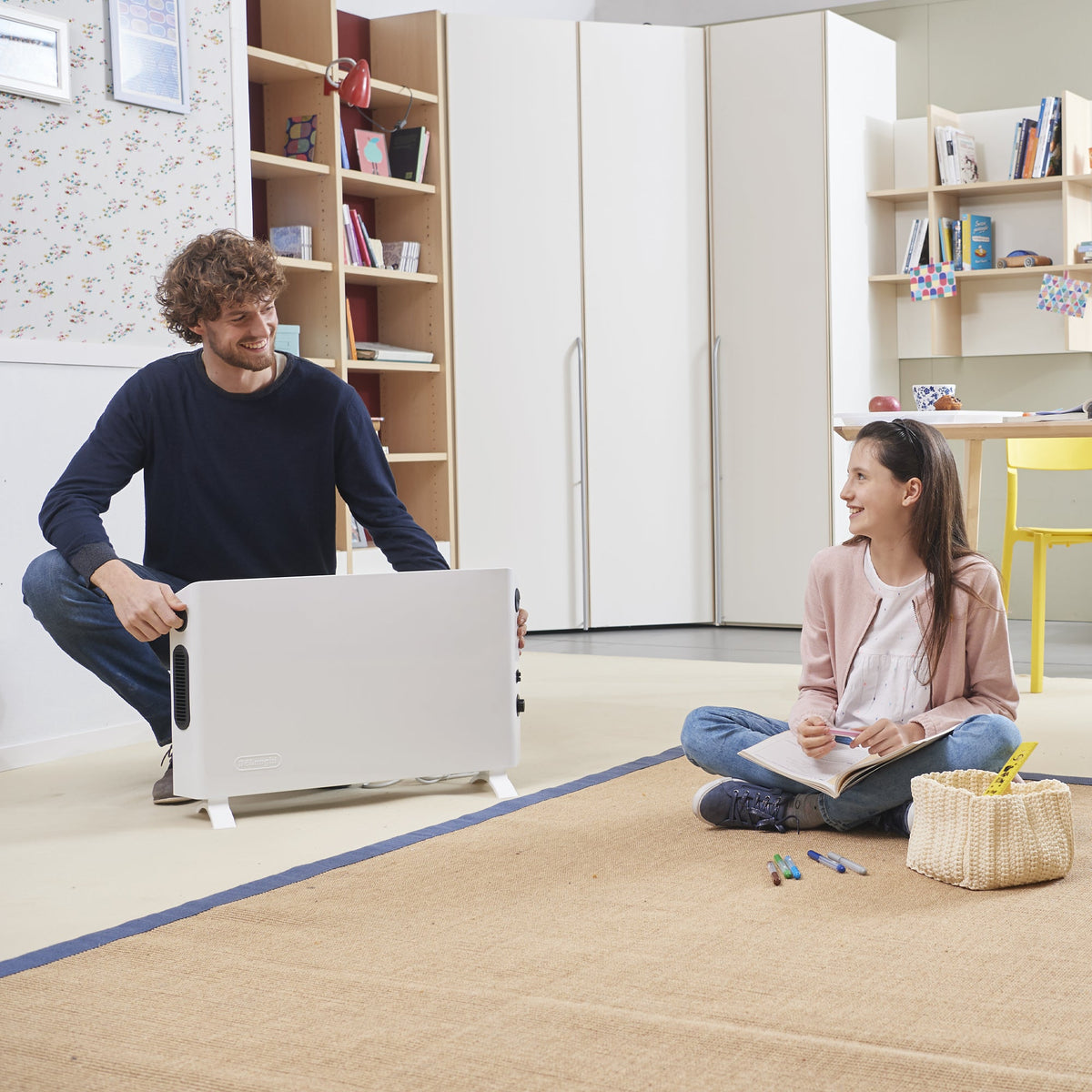 Delonghi - Slim Style Mini Convector Heater - HSX2320.WH – De