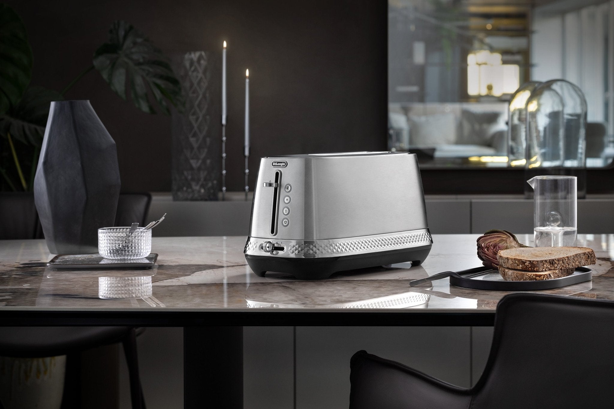 Diadema Long Slot Electric Toaster, Metal - CTV3003.M | De'Longhi