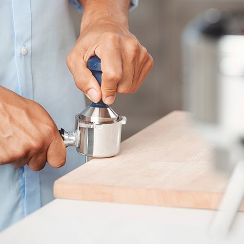 NF×cado stemmini Coffee Tamper DLSC058 | De'Longhi – De'Longhi South Africa